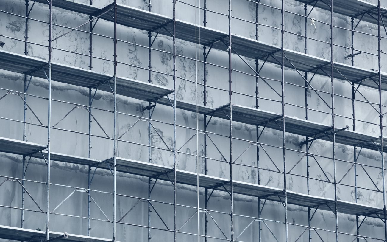 Access scaffolding to a building facade under repair